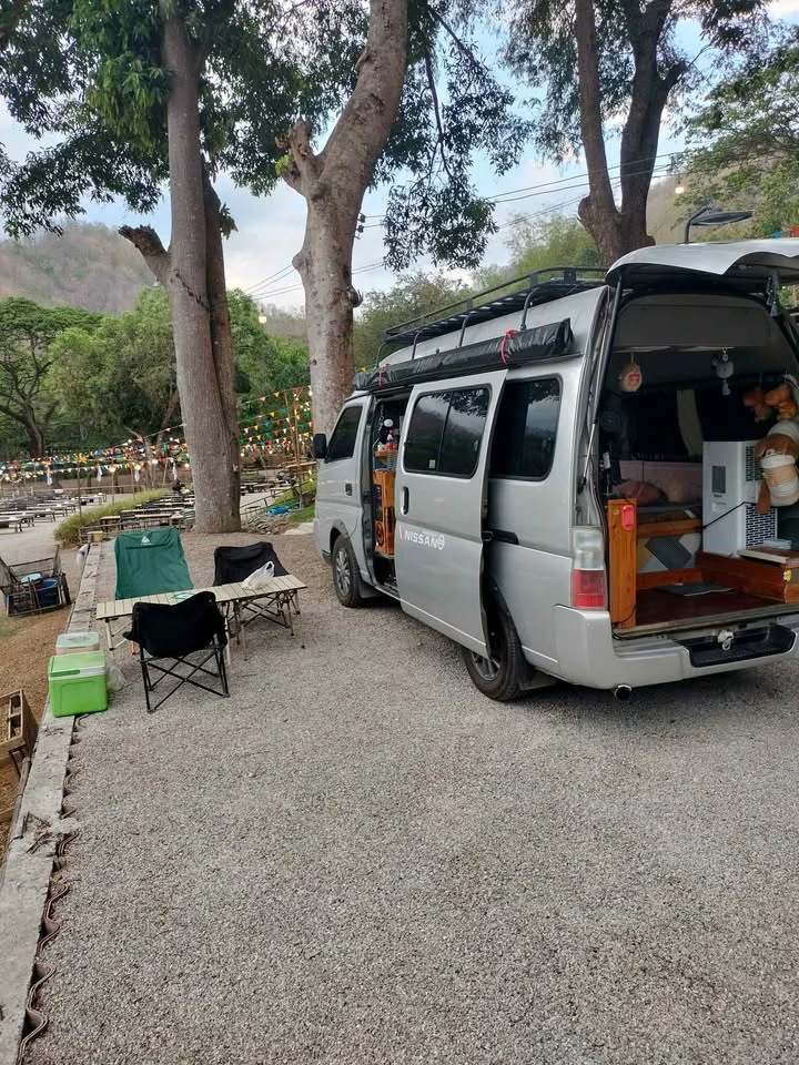 2005 Nissan Urvan V (E25) 2
