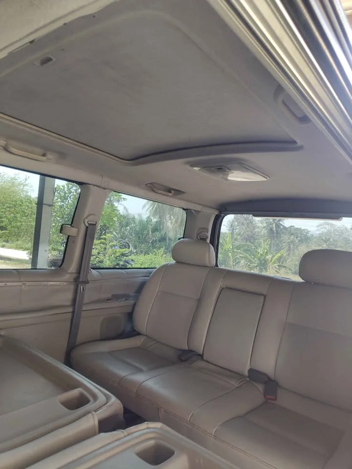 2003 Toyota Granvia H100 2