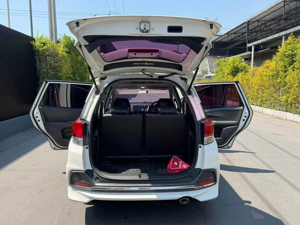 2015 Honda Mobilio II 2