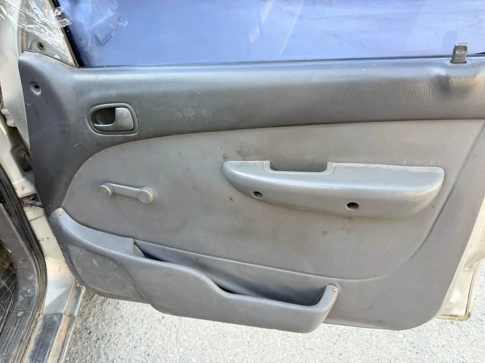 2004 Mazda 2500 Fighter V 3