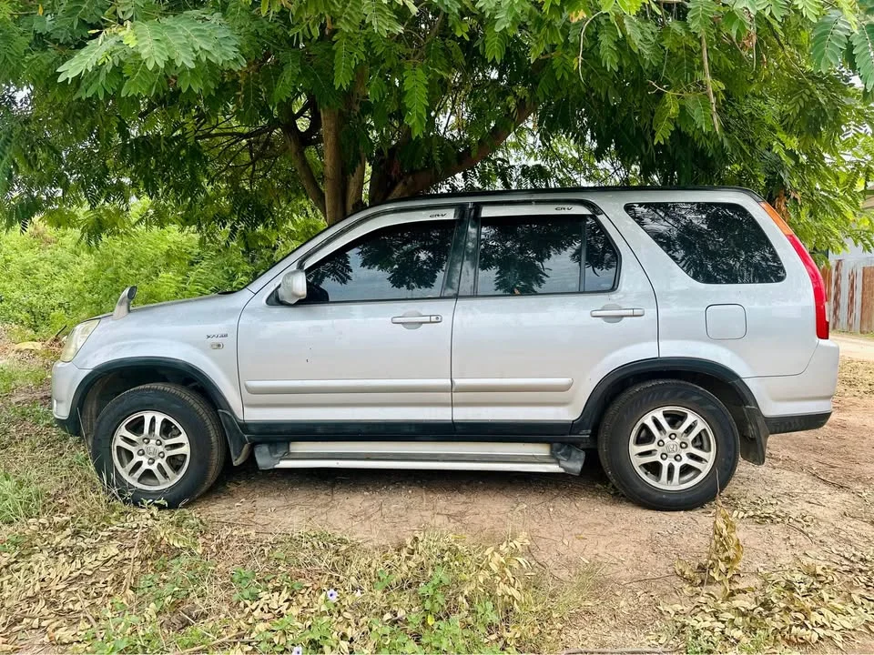 2003 Honda CR-V II 2