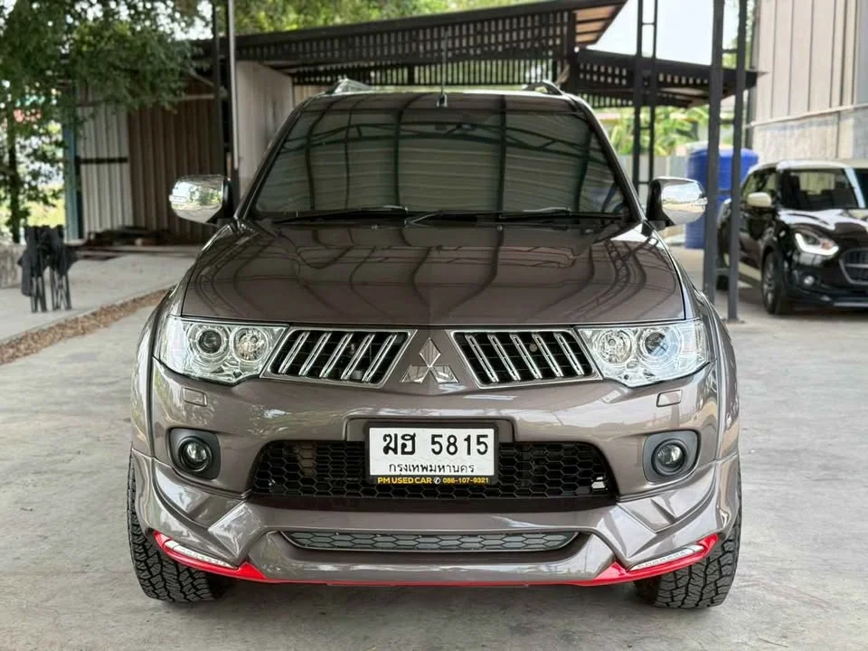 2012 Mitsubishi Pajero Sport II 2