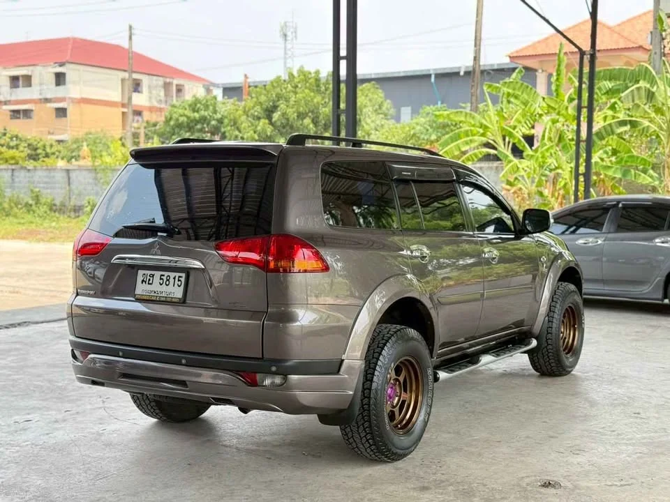 2012 Mitsubishi Pajero Sport II 3