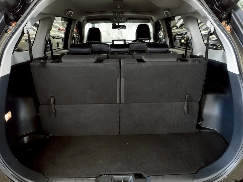 2023 Toyota Veloz III 2