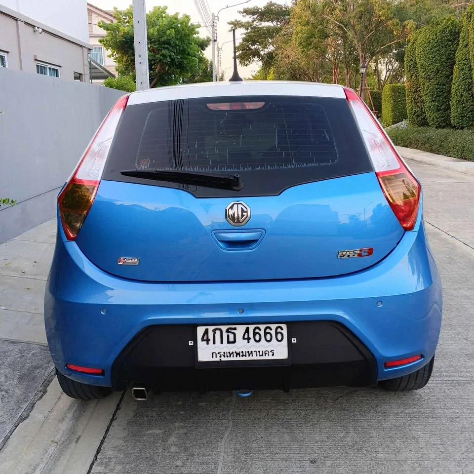 2015 MG 3 II 3
