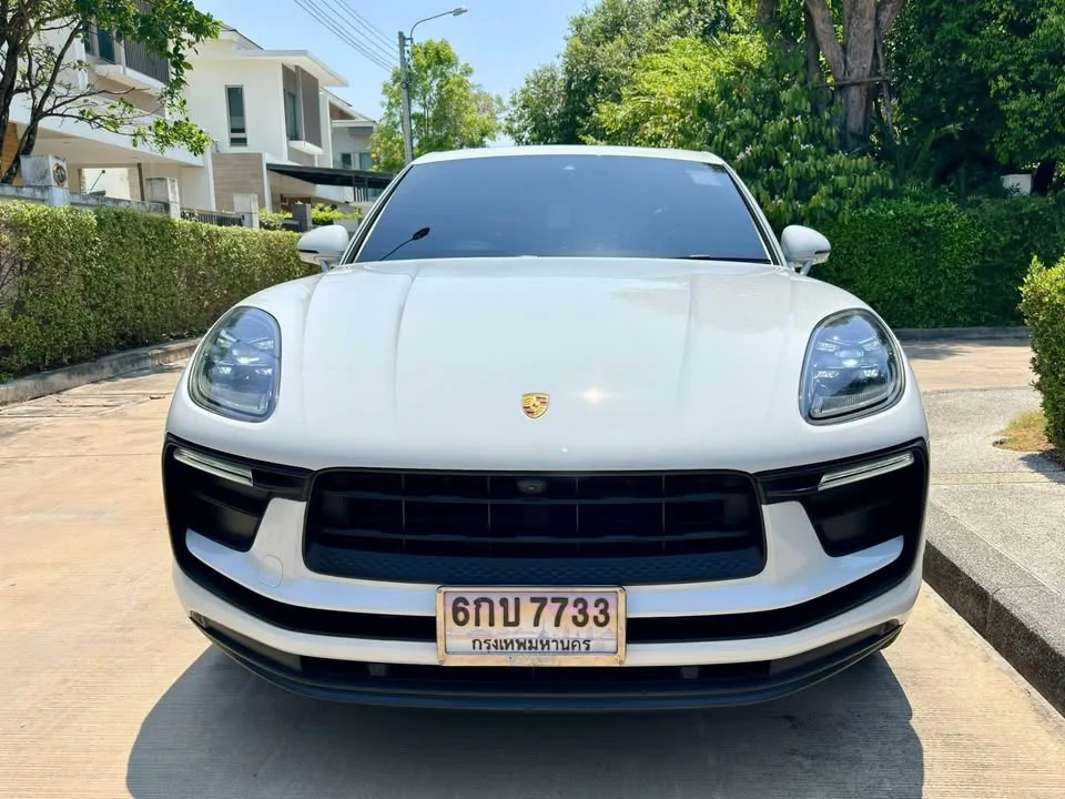 2022 Porsche Macan I 3