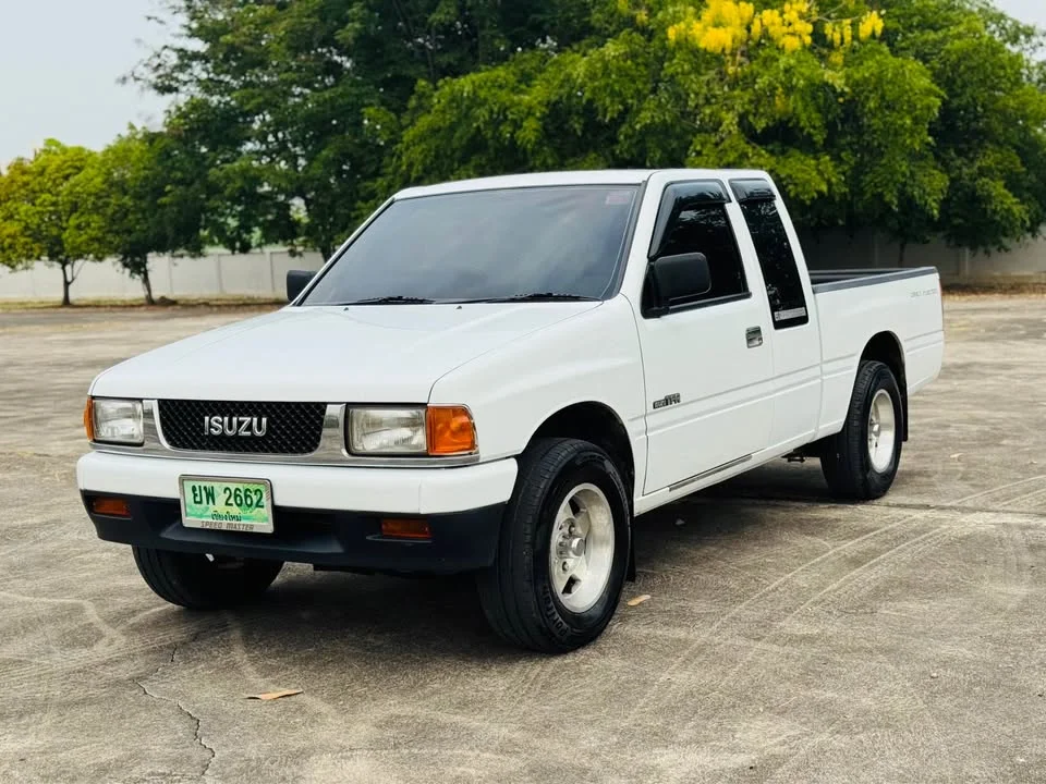 1991 Isuzu TFR III 3