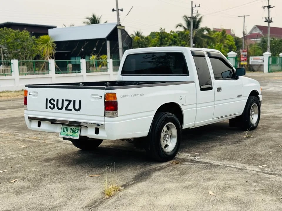 1991 Isuzu TFR III 3