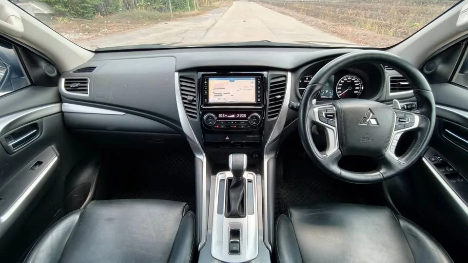 2018 Mitsubishi Pajero Sport III 3