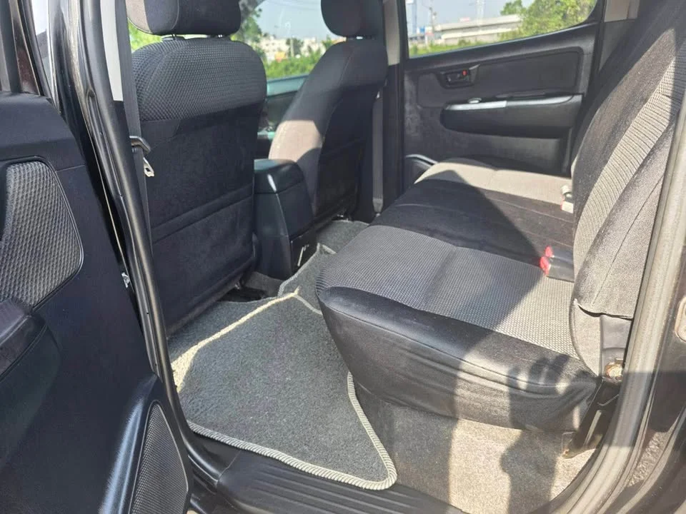2014 Toyota Hilux VII 2