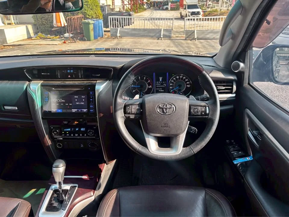 2018 Toyota Fortuner II 2