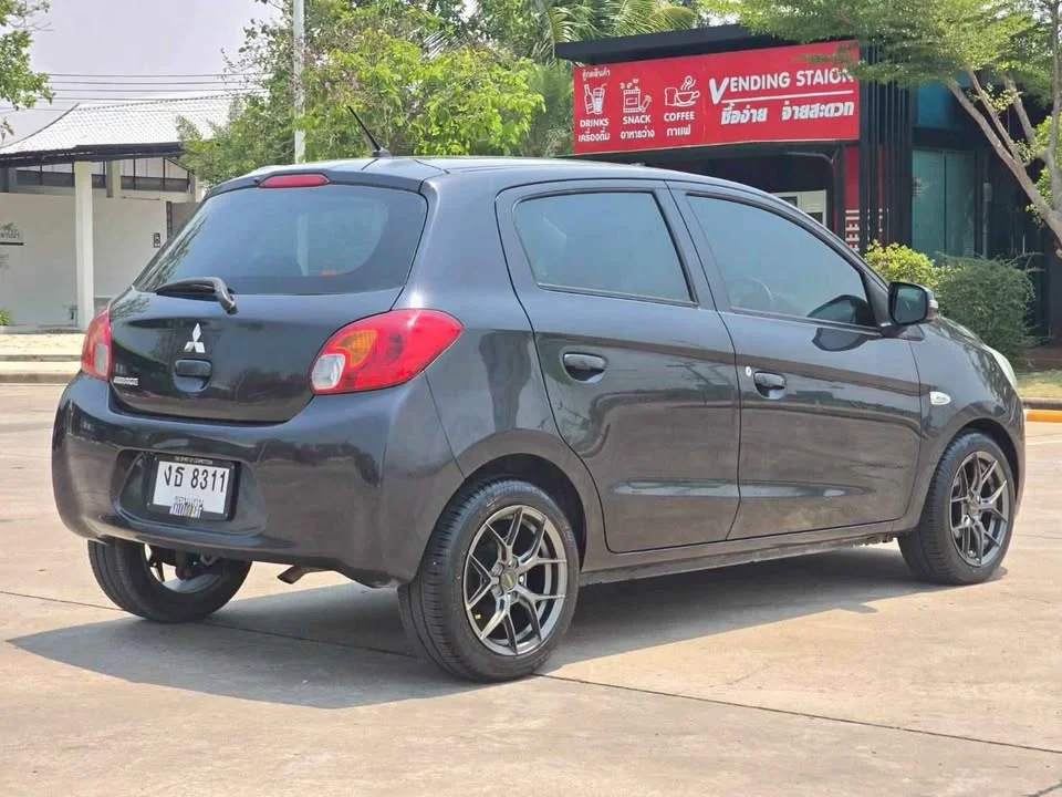 2018 Mitsubishi Mirage VI 3