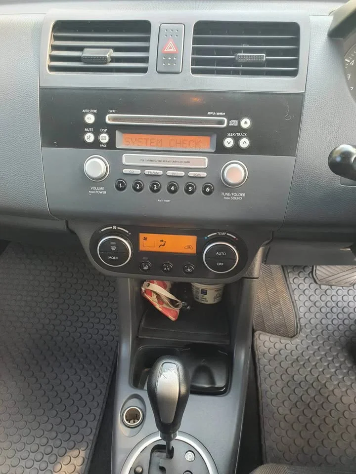 2011 Suzuki Swift I 2