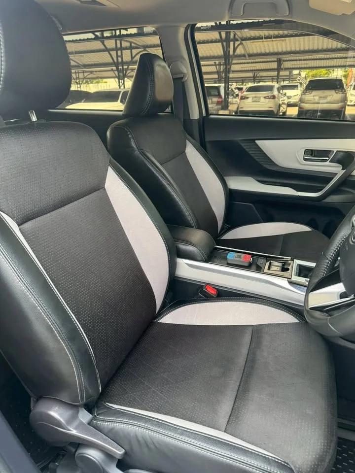2023 Toyota Veloz III 3