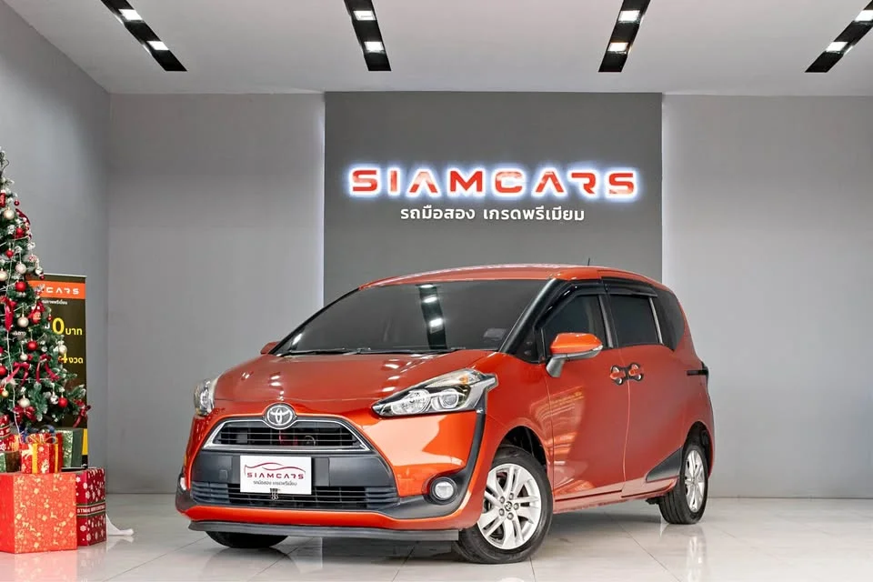 2017 Toyota Sienta II 3