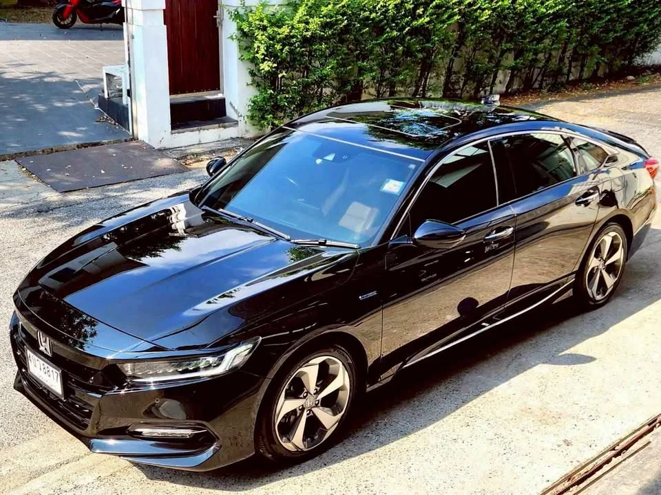 2019 Honda Accord X 2