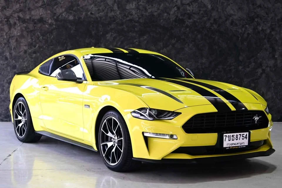 2021 Ford Mustang VI 2
