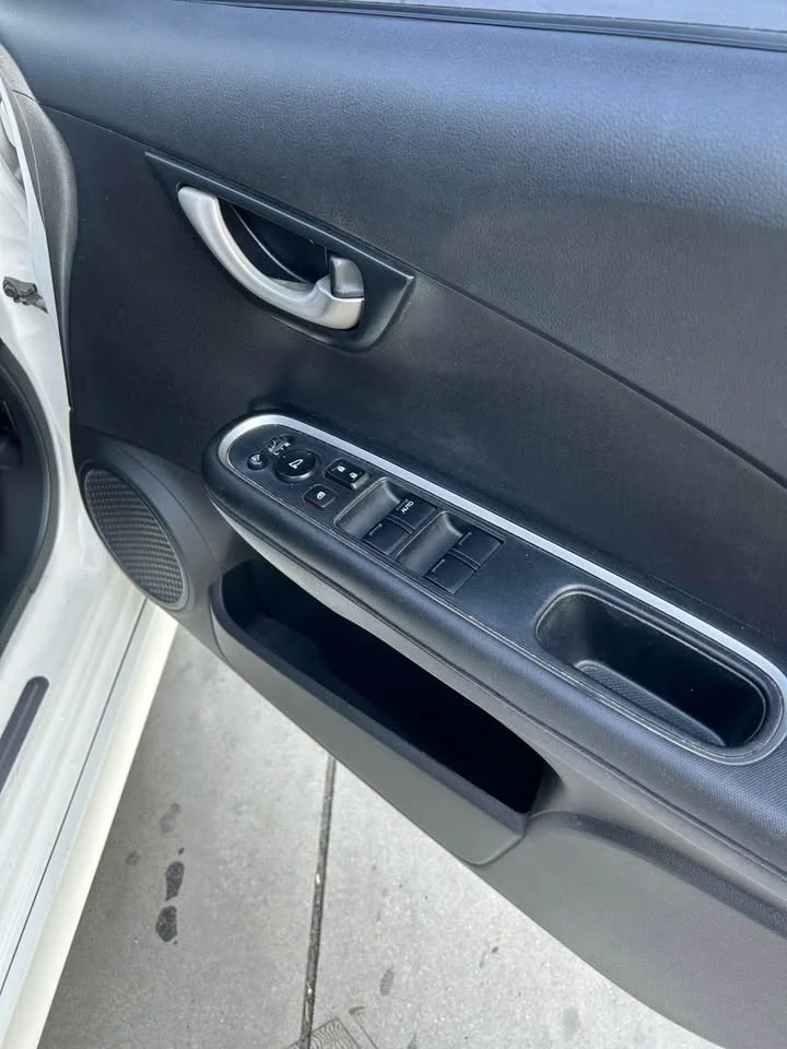2015 Honda Mobilio II 3