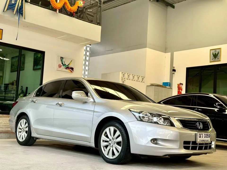 2009 Honda Accord VIII 3