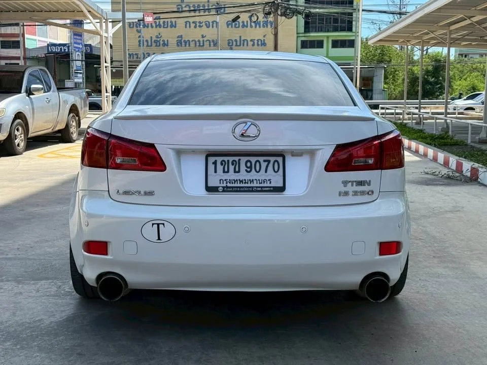 2007 Lexus IS II 3