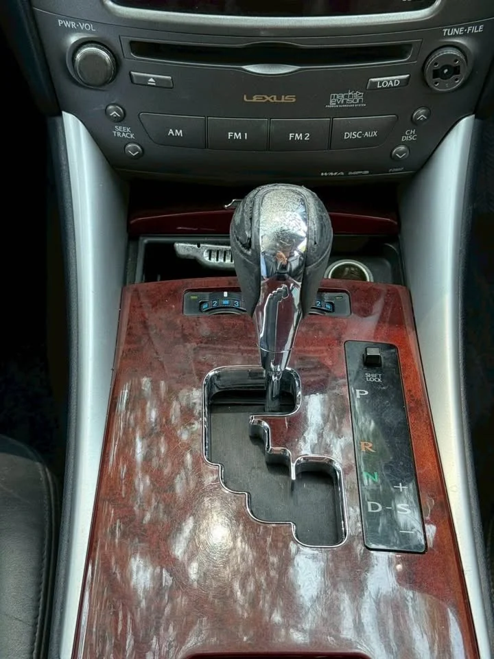 2007 Lexus IS II 2