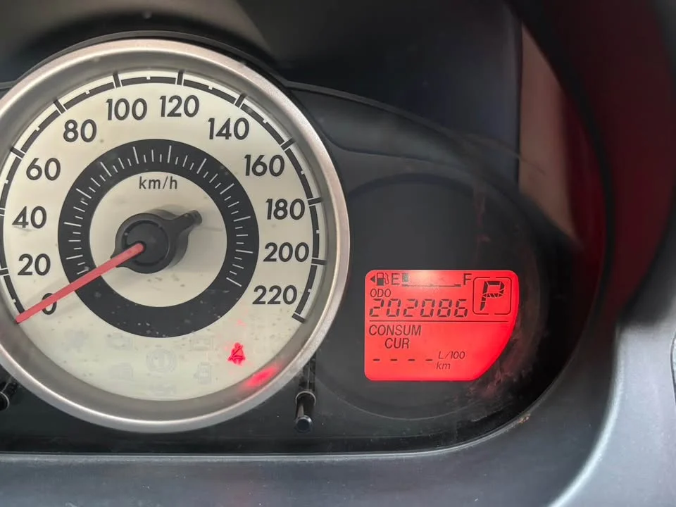 2010 Mazda 2 II 2