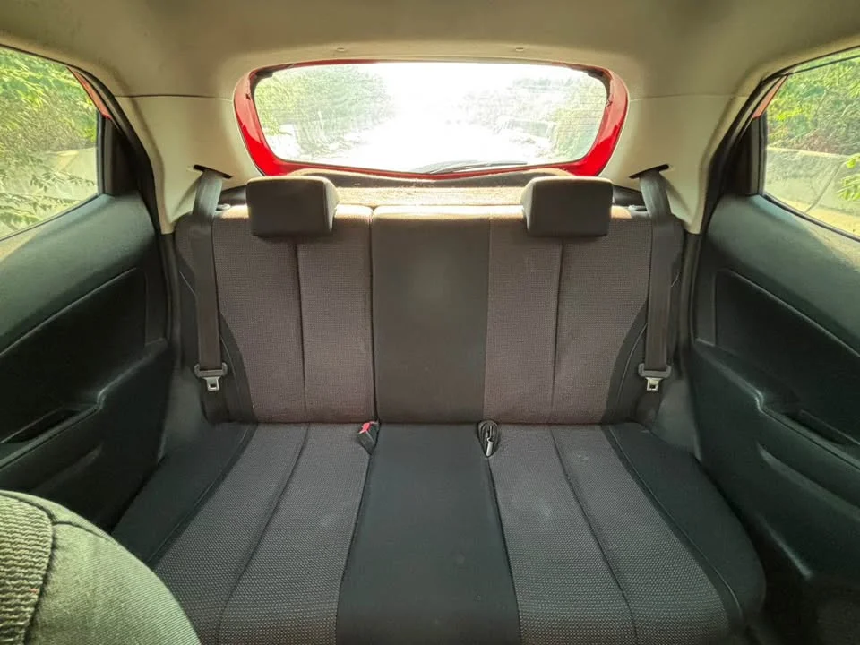 2010 Mazda 2 II 3