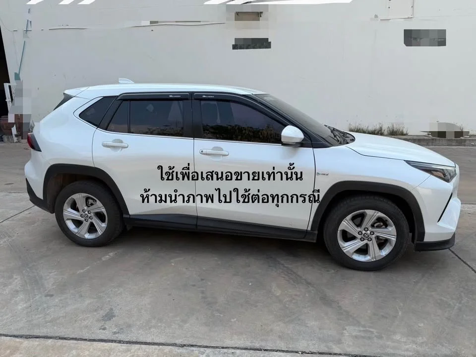 2023 Toyota Yaris Cross AC200 2