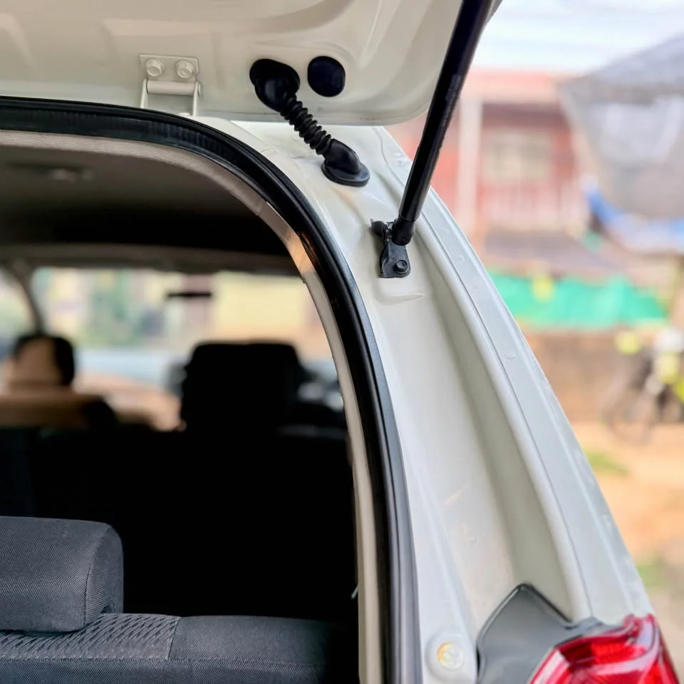 2012 Toyota Avanza II 2