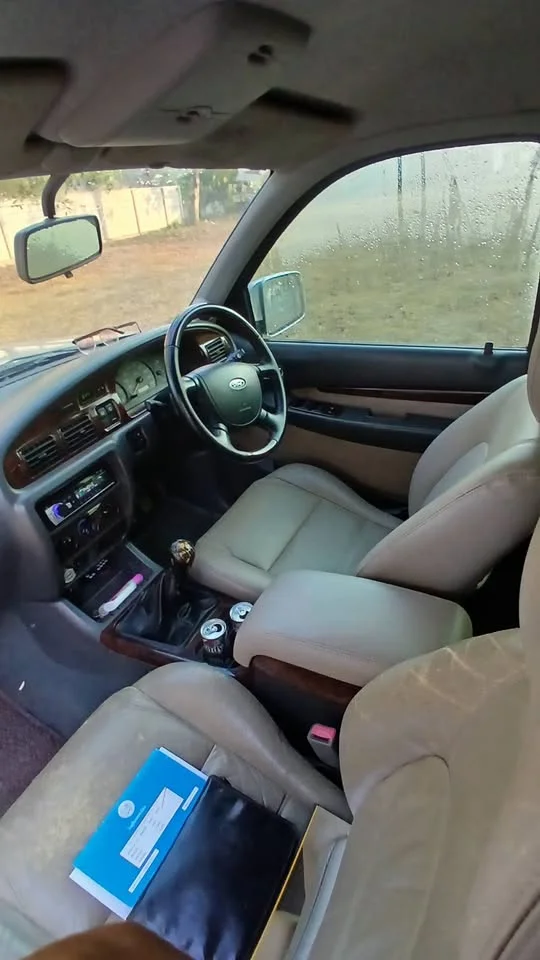 2004 Ford Everest I 2