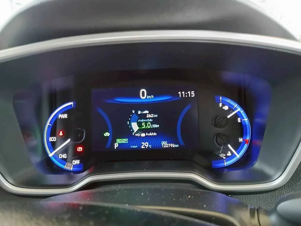 2019 Toyota Corolla Altis XII (E210) 3
