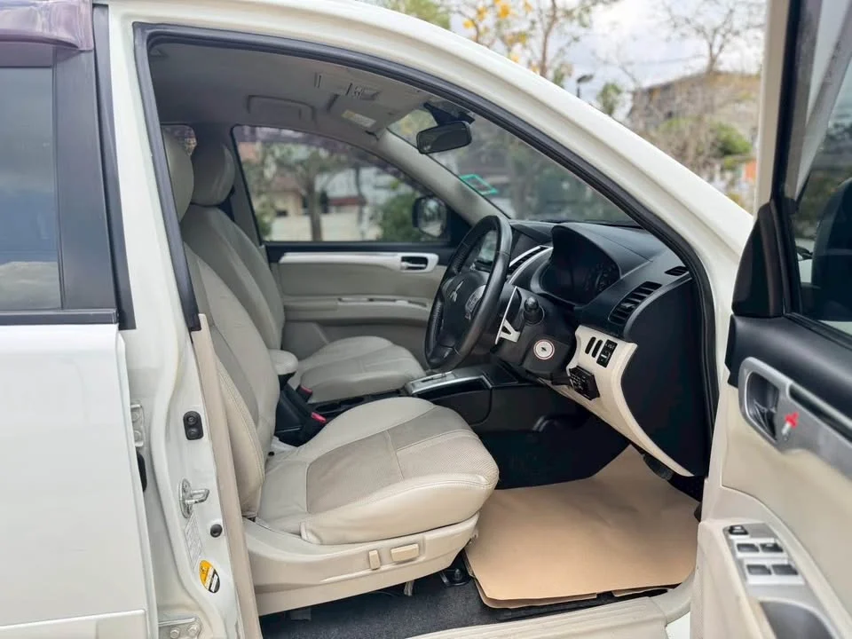 2013 Mitsubishi Pajero Sport II 3