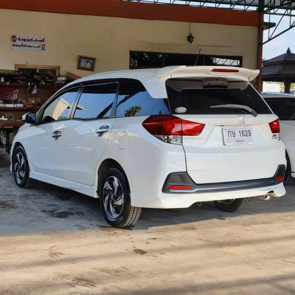2015 Honda Mobilio II 3