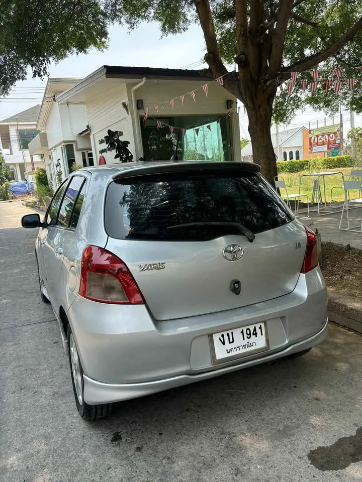 2008 Toyota Yaris II 2