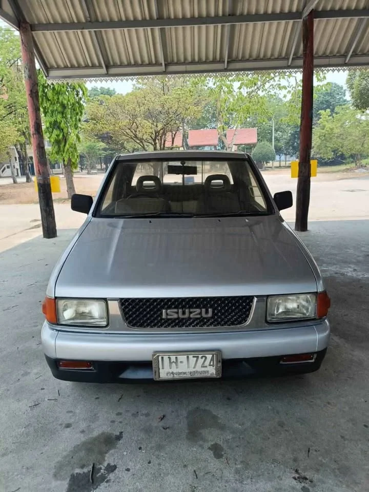 1994 Isuzu TFR III 2