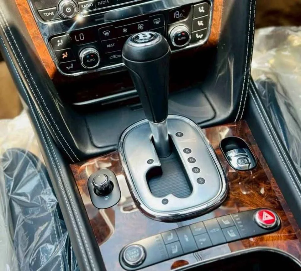 2015 Bentley Continental GT, GTC II 3