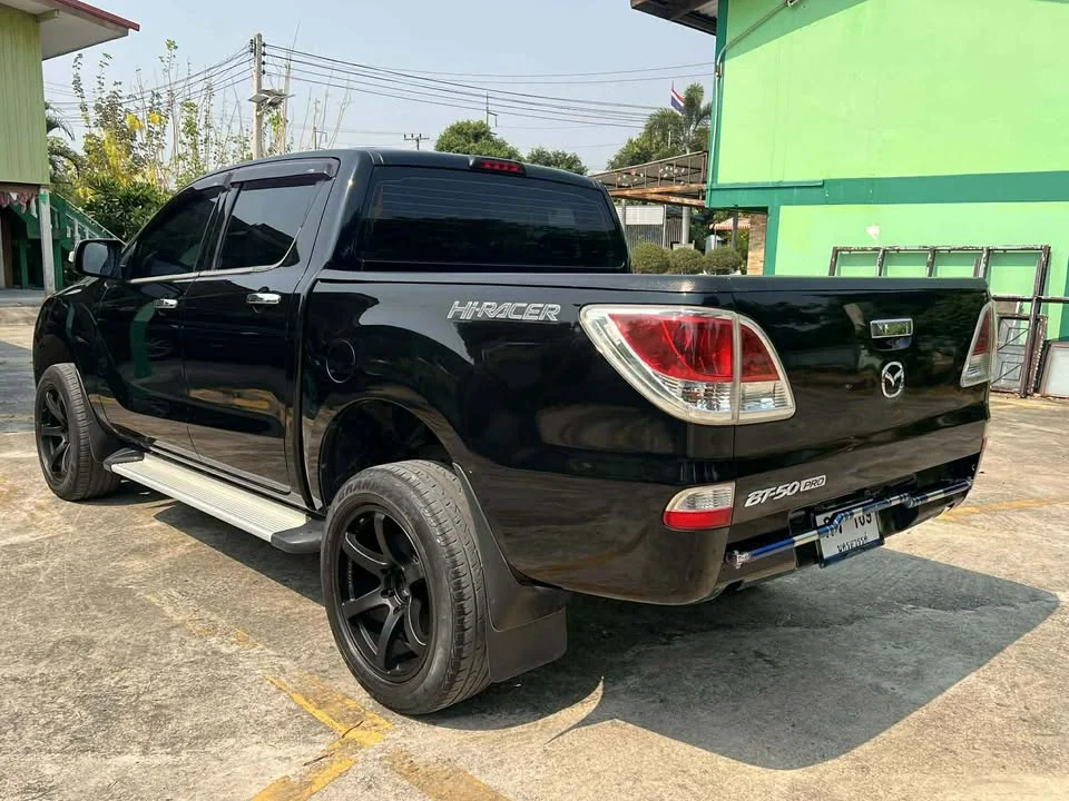 2013 Mazda BT-Series II 3