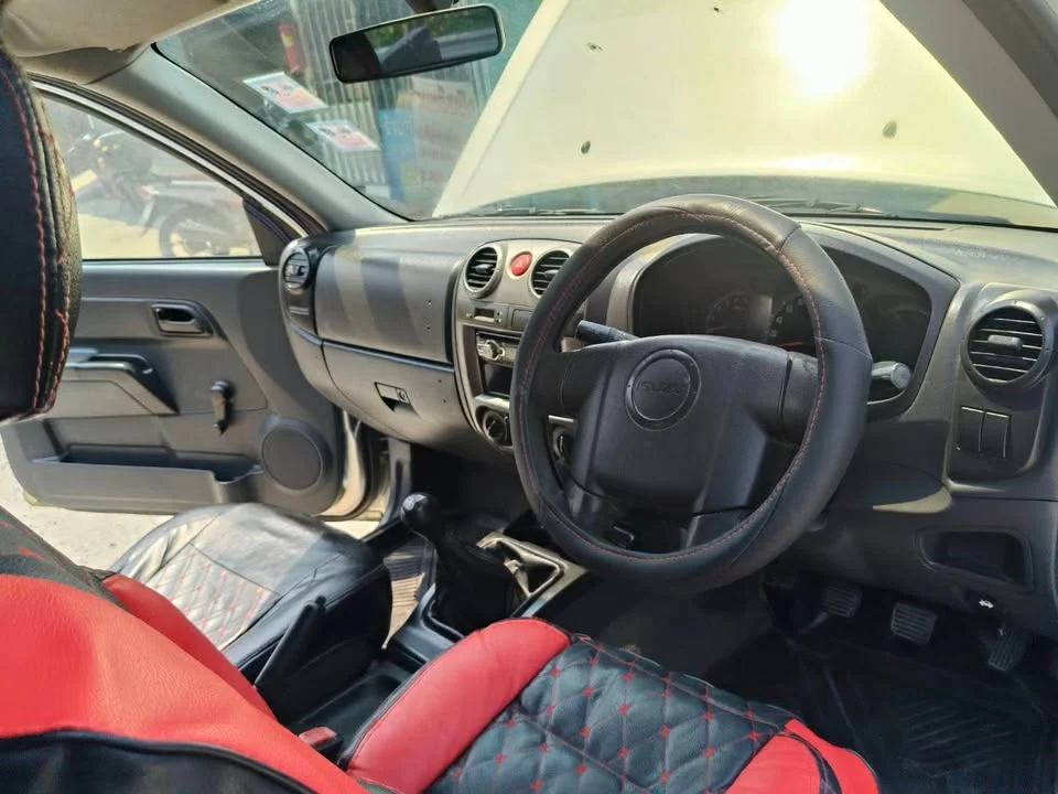 2008 Isuzu D-Max I 3