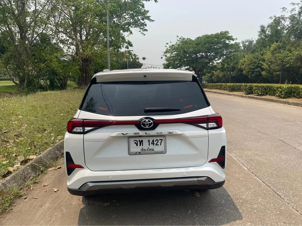 2023 Toyota Veloz III 3