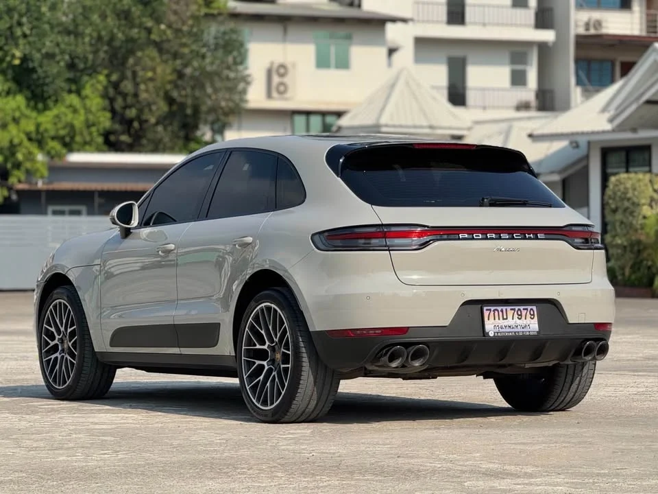 2020 Porsche Macan I 3