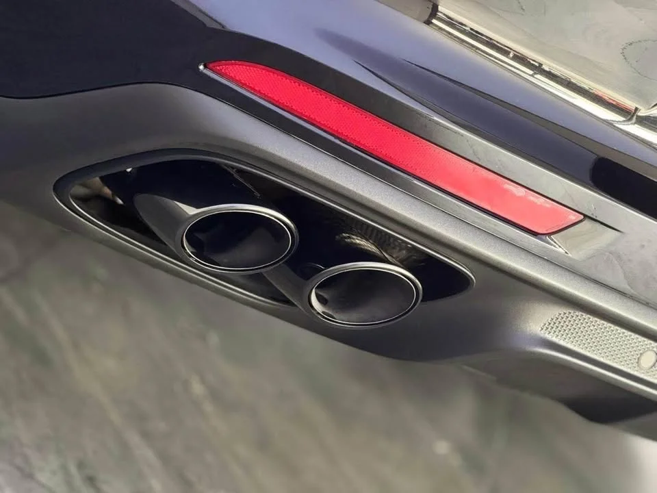 2023 Porsche Panamera II 3