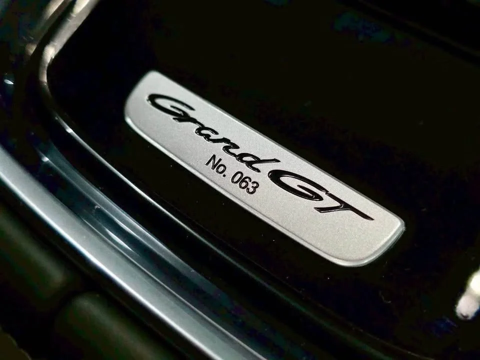 2025 Porsche Panamera II 3