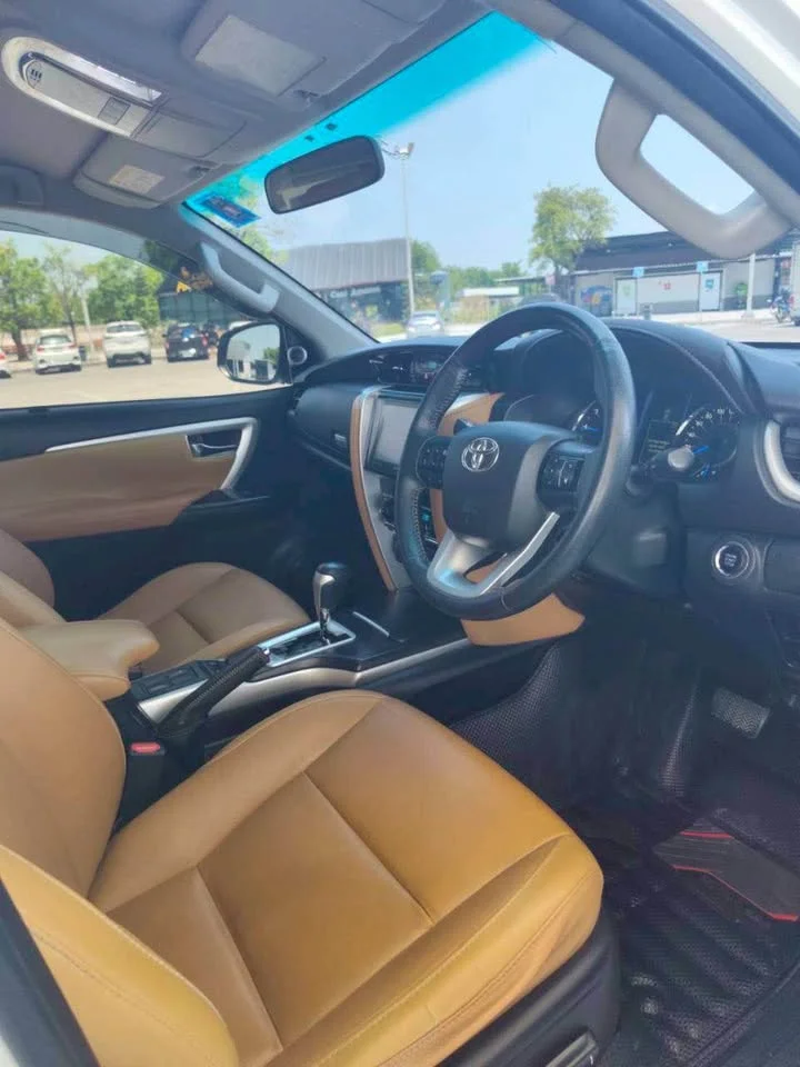 2018 Toyota Fortuner II 3