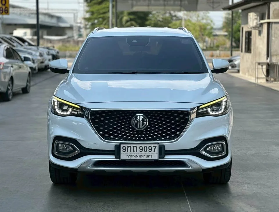 2020 MG HS 2