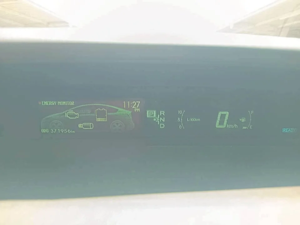 2013 Toyota Prius III 2