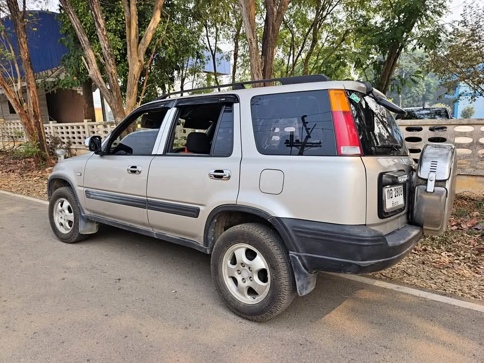 2000 Honda CR-V I 3