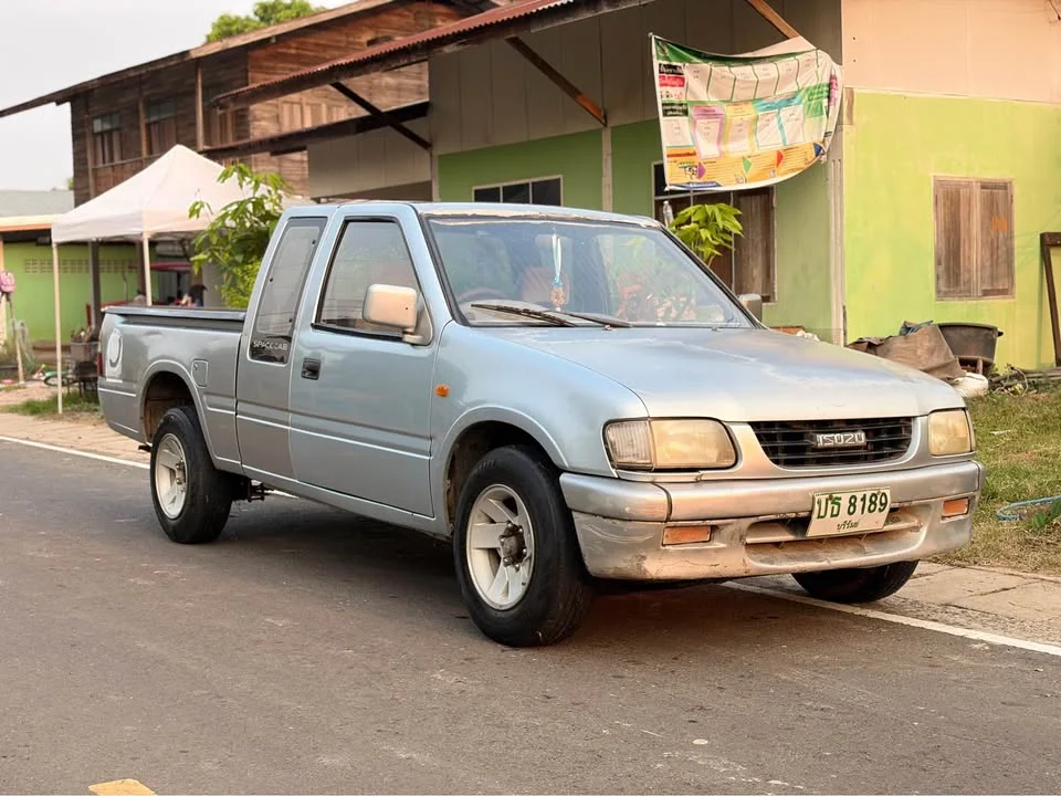 1997 Isuzu Faster Dragon Eyes III 2