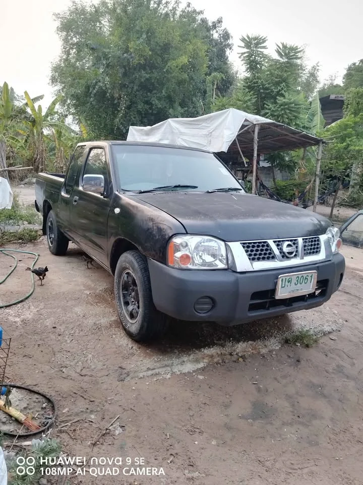 2001 Nissan Frontier I 2