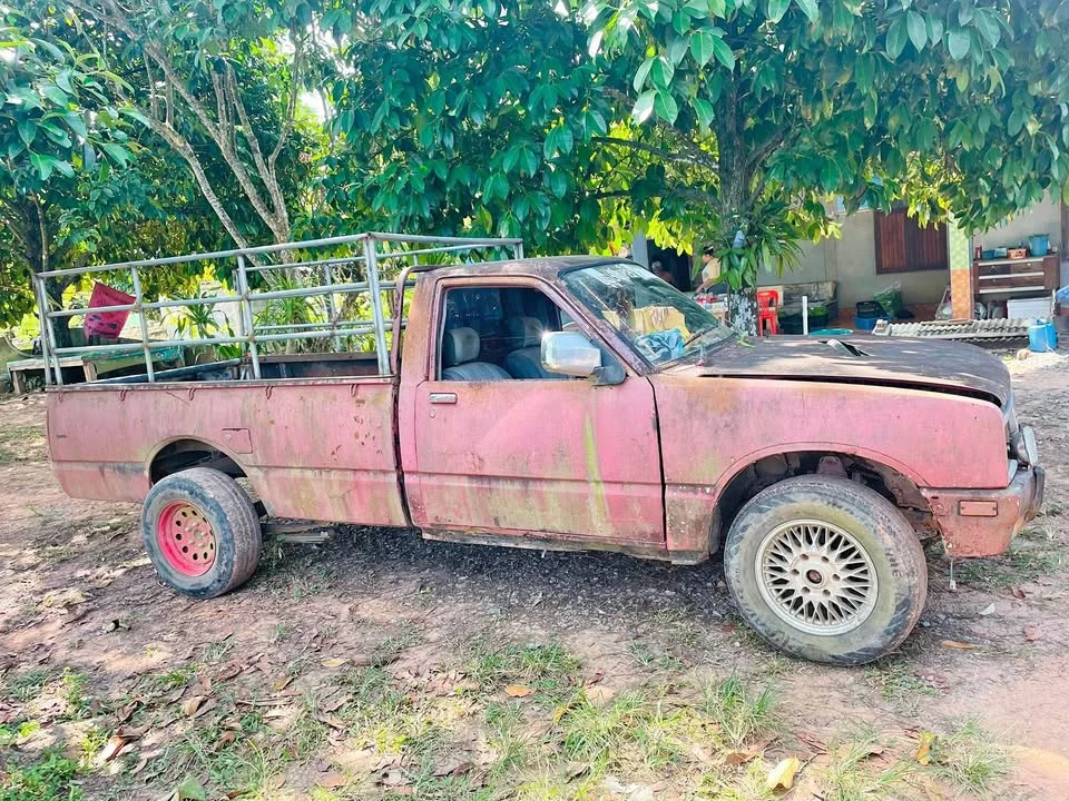 1990 Isuzu Faster KB II 2