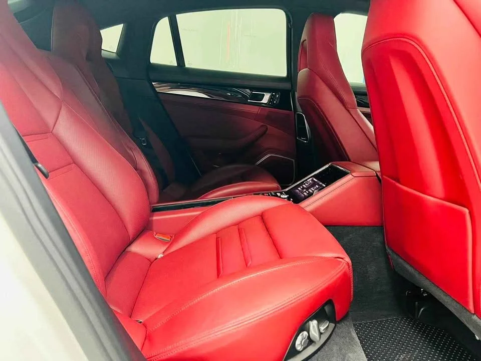 2018 Porsche Panamera II 2